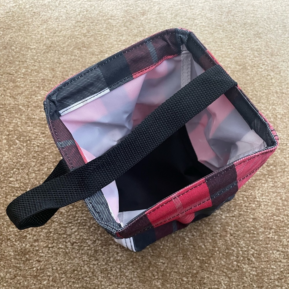 Thirty one Little’s carry-all caddy